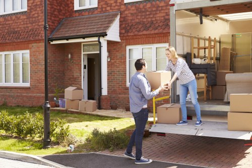 Temporary storage support for renovation, decluttering, and relocation